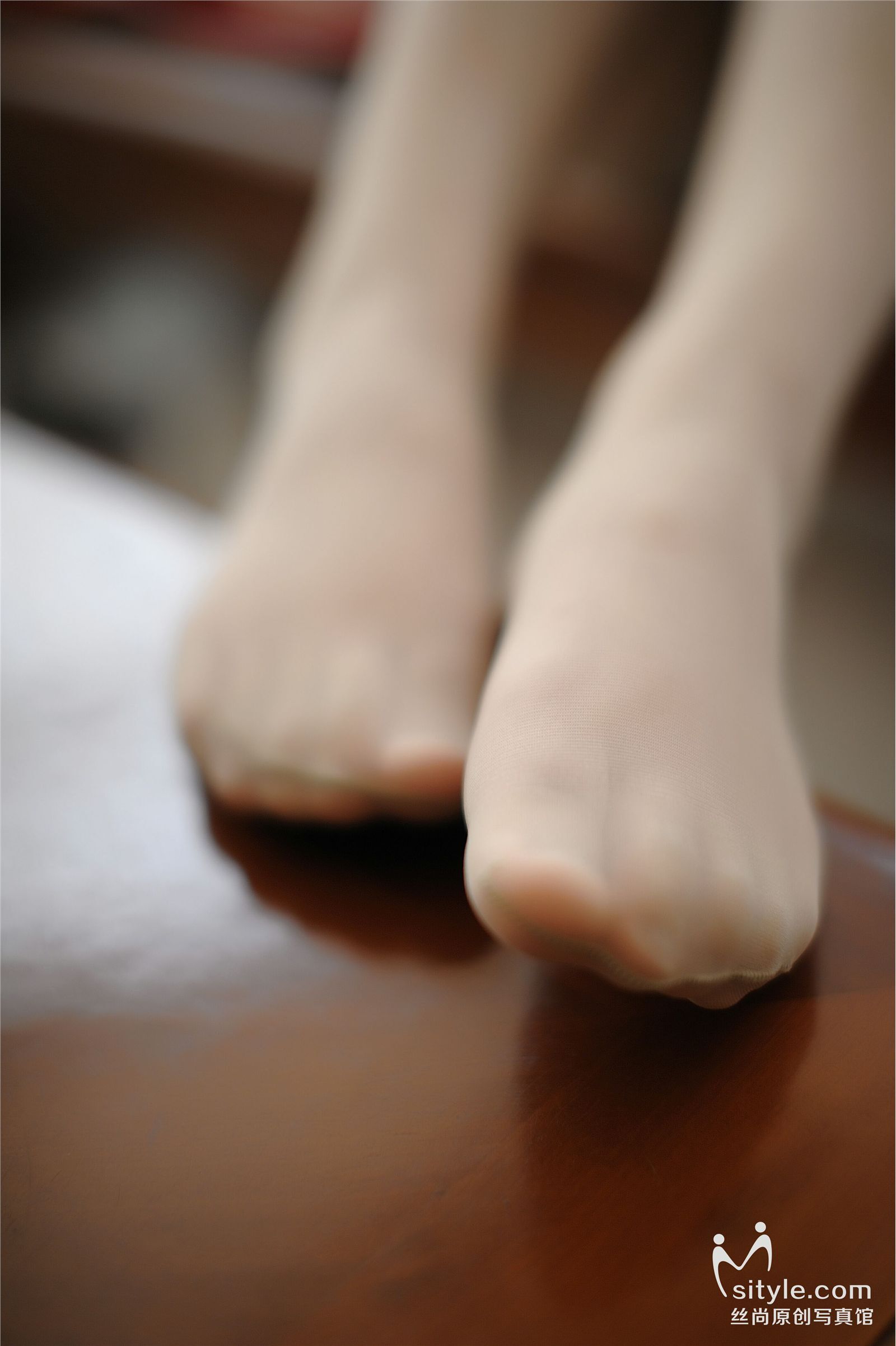 [Sityle-VIP特辑]20120703 NO.005　丝尚vip丝袜写真拍摄花絮